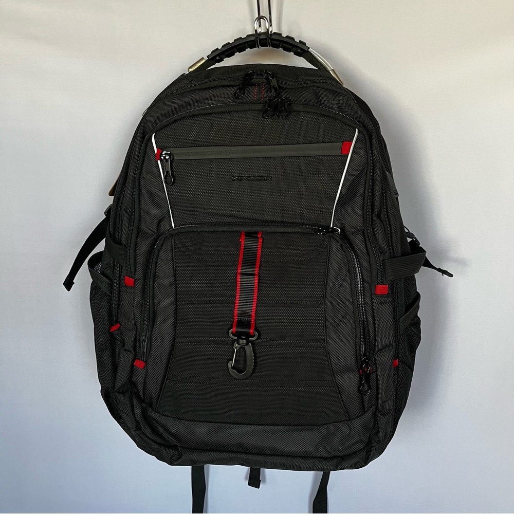 Kroser Men’s Travel Backpack, Black